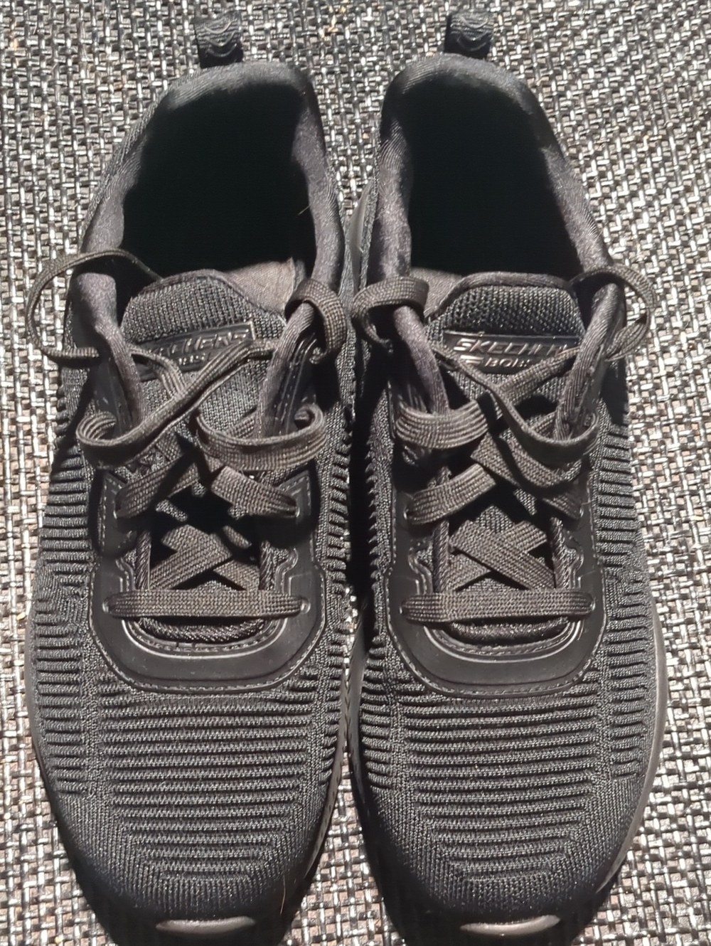 Skechers Women's Black Knit Athletic Lace-Up Sneakers